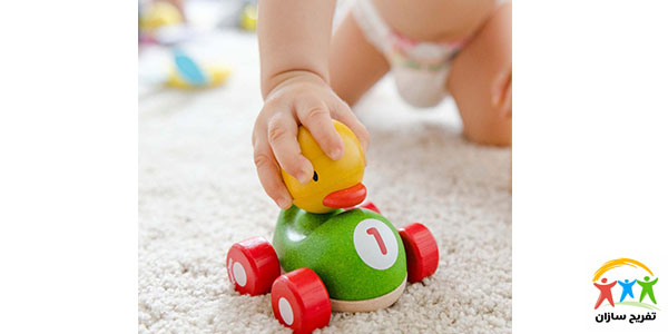 اسباب بازی مناسب نوزاد هشت تا دوازده ماه